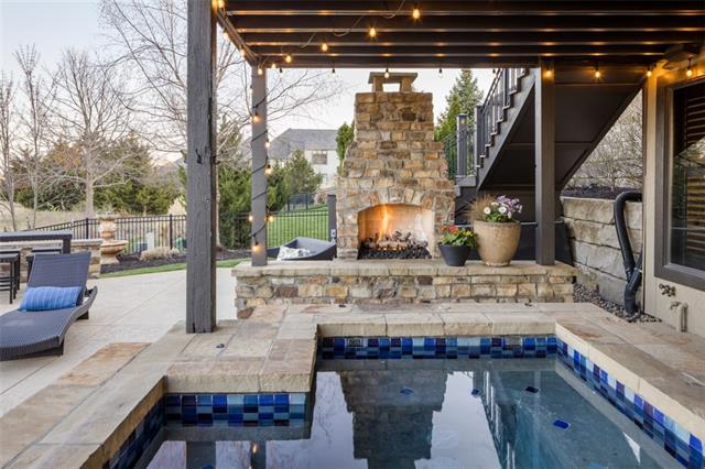 5609 Golden Bear Dr, Overland Park, KS 66223