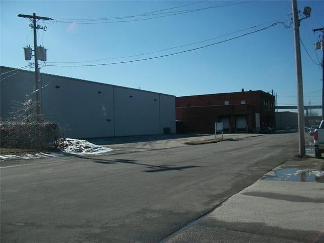 520 Mitchell Ave, St Joseph, MO 64501