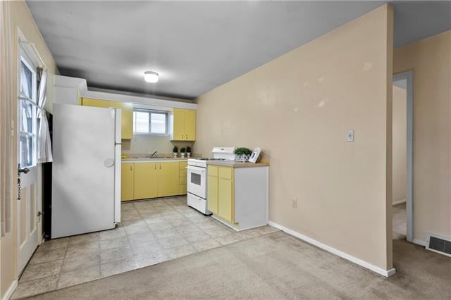 3712 - 3714 NW South Dr, Riverside, MO 64050