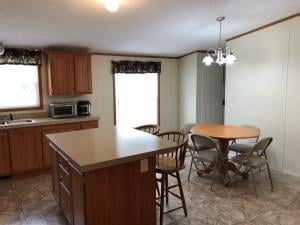 115 W 4th St, Pickering, MO 64476