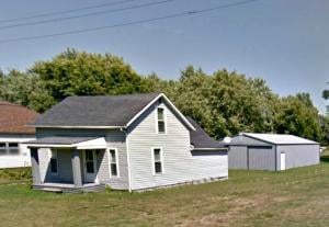 303 S Coleman St, Pickering, MO 64476