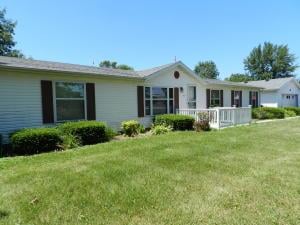 417 S Cherry St, Clearmont, MO 64431