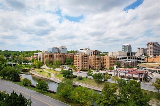 433 Ward Pw #6E, Kansas City, MO 64111