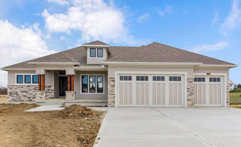 7709 N Wallace Ave, Kansas City, MO 64158