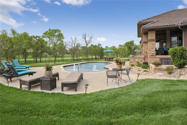 10623 N Dalton Ave, Kansas City, MO 64154