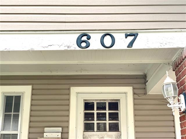 607 E South St, Albany, MO 64402