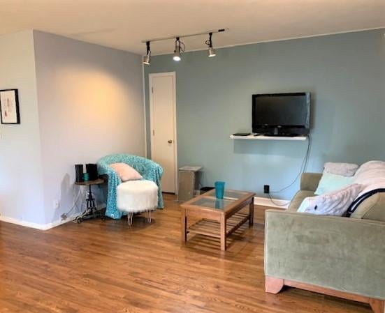 8227 Santa Fe Dr #3, Overland Park, KS 66204