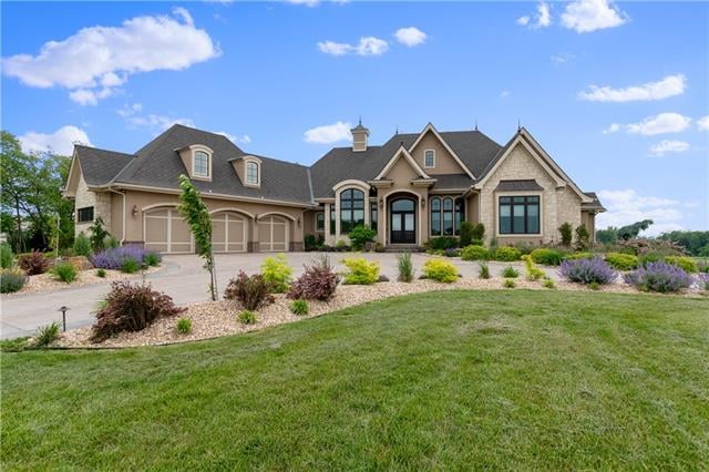 9917 NE 164th St, Kearney, MO 64060