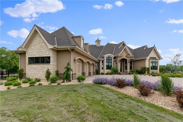 9917 NE 164th St, Kearney, MO 64060
