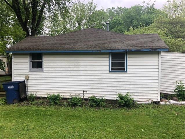 417 E 3rd St, Linwood, KS 66052