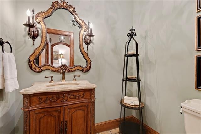 11208 Delmar St, Leawood, KS 66211