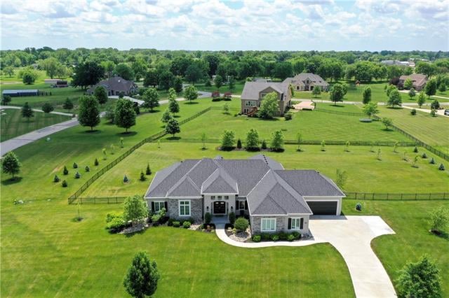 6501 W 187th St, Stilwell, KS 66085