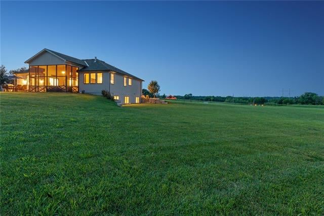 5185 W 263rd St, Louisburg, KS 66053