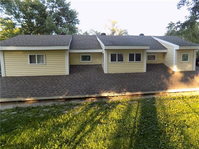 903 Main St, Stewartsville, MO 64490