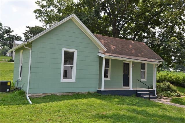 105 King St, De Kalb, MO 64440