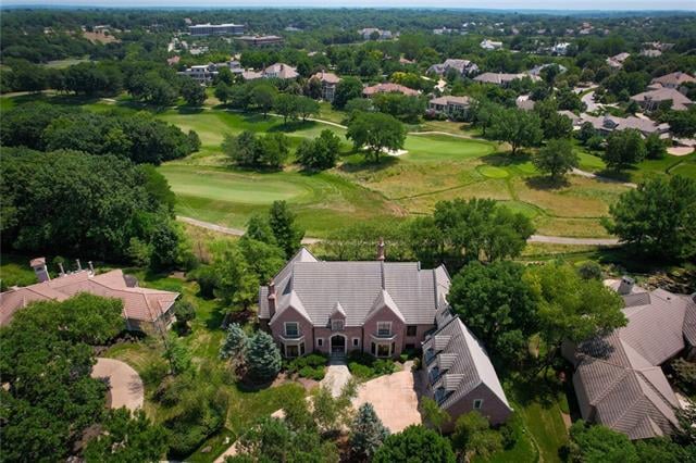 2845 W 111 Ter, Leawood, KS 66211