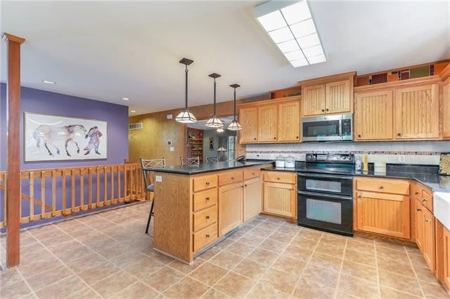 491 E 1814th Rd, Baldwin City, KS 66006