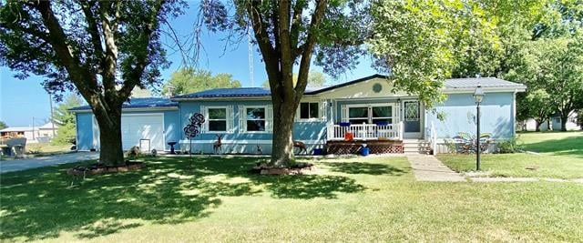 321 W 2nd St, Clearmont, MO 64431