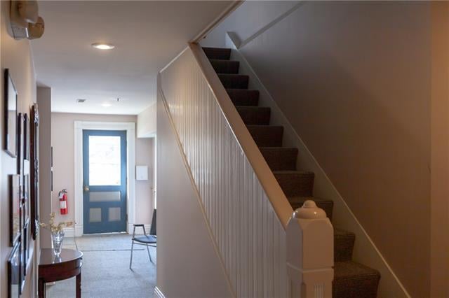 1214 Frederick Ave, St Joseph, MO 64501