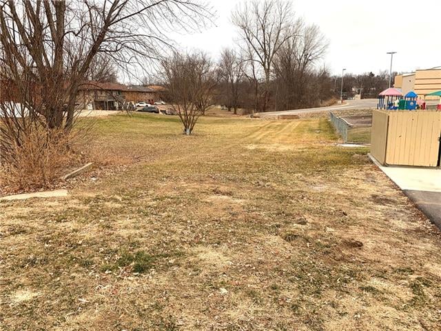 3103 Cook Rd, St Joseph, MO 64506