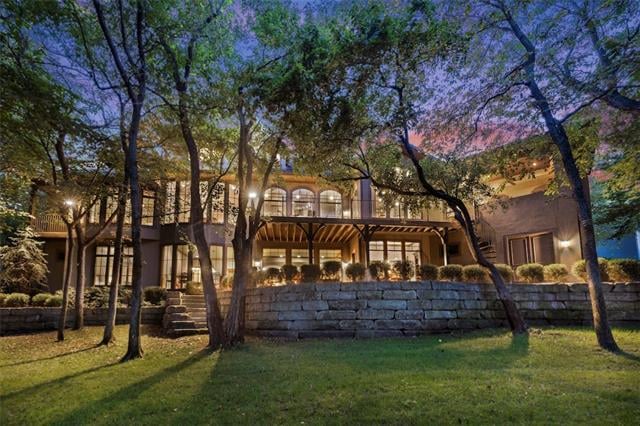 10824 W 140th St, Overland Park, KS 66221