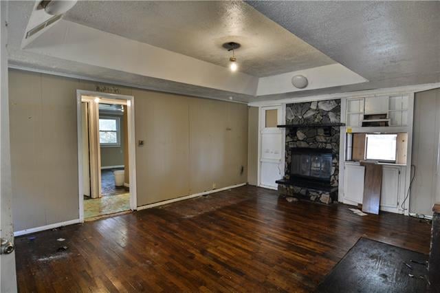 2323 Woodland Rd, Riverside, MO 64150