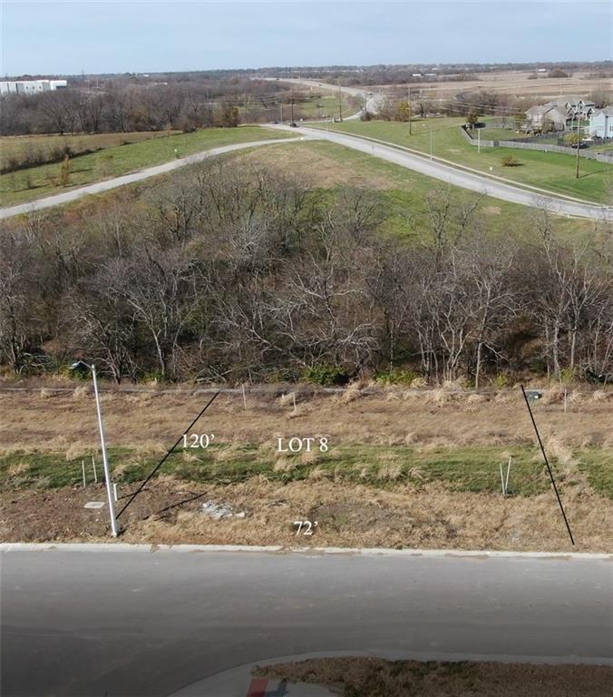 1406 Larkspur Pl, Raymore, MO 64083