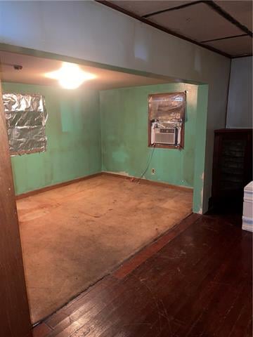 455 E Broadway St, Kingston, MO 64650