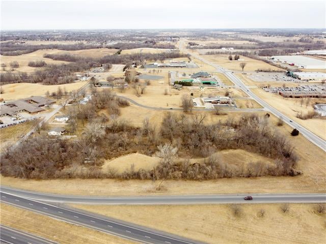 S Riverside Rd, St Joseph, MO 64507