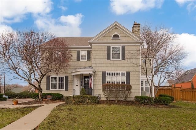608 E 65th St, Kansas City, MO 64131