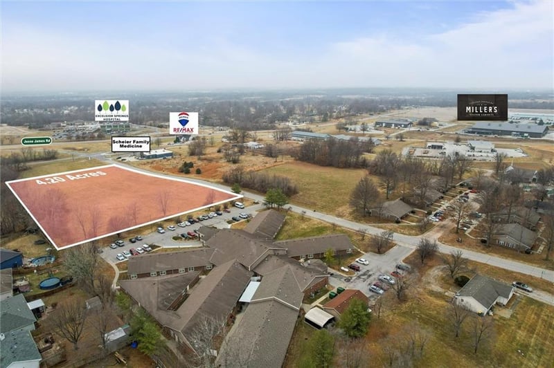 Meadowlark Ln, Excelsior Springs, MO 64024