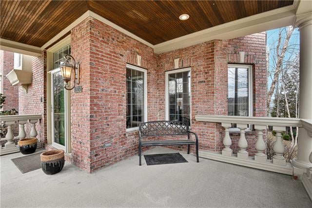 6019 N Cosby Ct, Kansas City, MO 64151