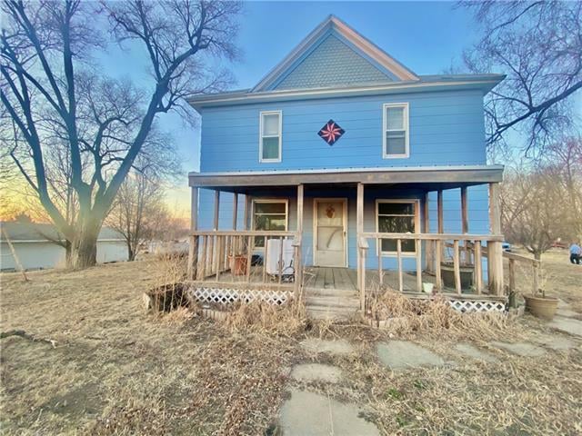 1001 E Mcpherson St, Hopkins, MO 64461