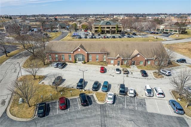 6740 W 121 St, Overland Park, KS 66224