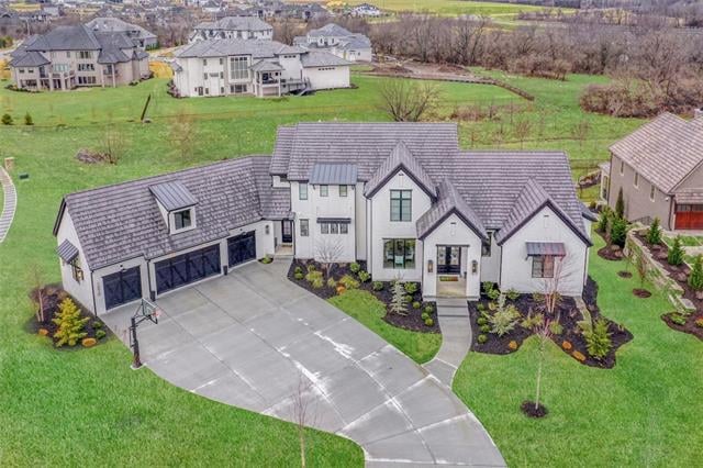 16920 Bond St, Overland Park, KS 66221