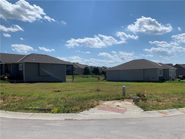 635 NW 110 St, Kansas City, MO 64155