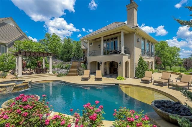 14013 Outlook St, Overland Park, KS 66223