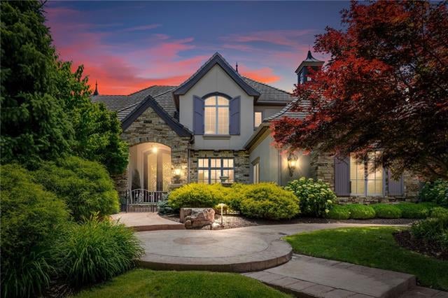 4913 W 147th St, Leawood, KS 66224