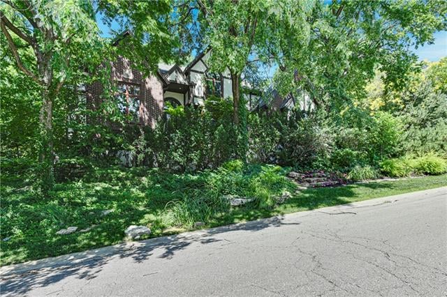 12411 Summit St, Kansas City, MO 64145