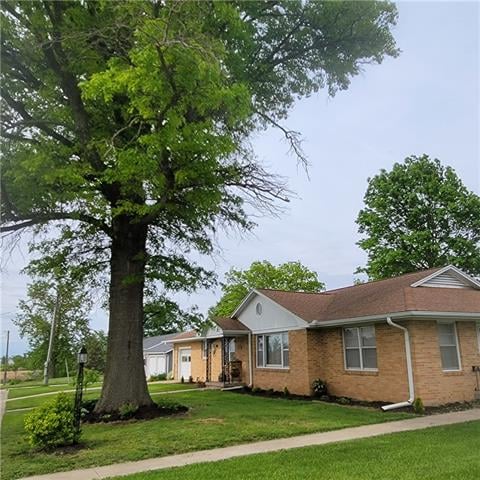 613 N Main St, Blackburn, MO 65321
