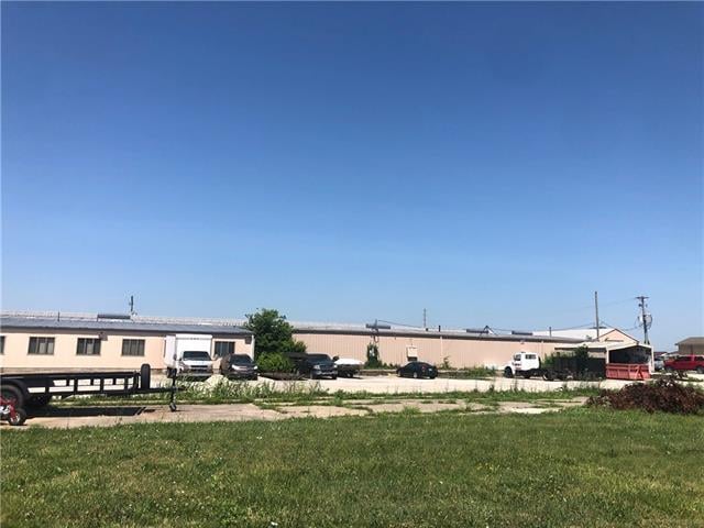 1600 NE 126 St, Kansas City, MO 64165