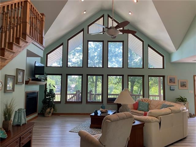 1414 Lake Viking Ter, Gallatin, MO 64640