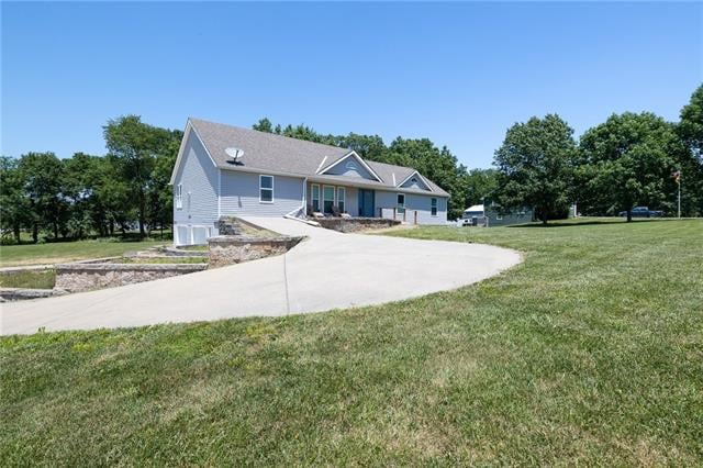 6390 NW 136th St, Kansas City, MO 64164