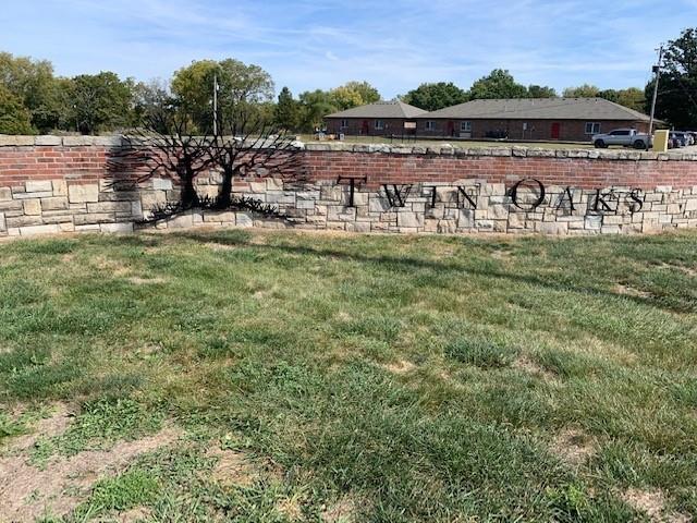 000 Twin Oaks Pw, Peculiar, MO 64078