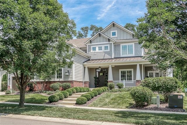 8719 Sycamore Ave, Kansas City, MO 64157