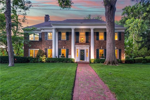 1206 W 58th St, Kansas City, MO 64113