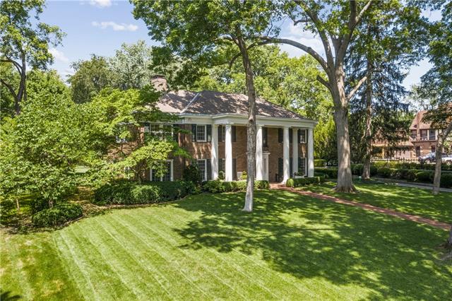 1206 W 58th St, Kansas City, MO 64113