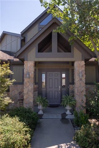 11503 W 343rd St, Paola, KS 66071