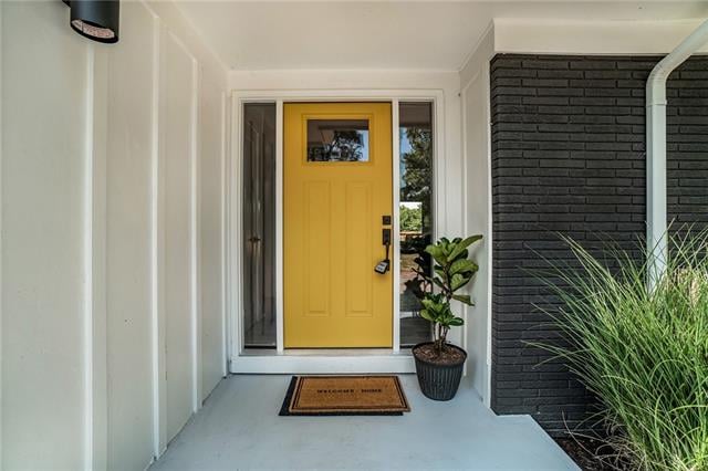 2310 Red Bridge Ter, Kansas City, MO 64131