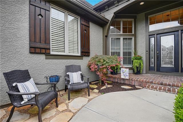 14012 Nicklaus Dr, Overland Park, KS 66223